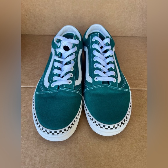 Brand new VANS ! 🏁 - Picture 3 of 6